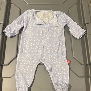 Newborn magnetic onesie